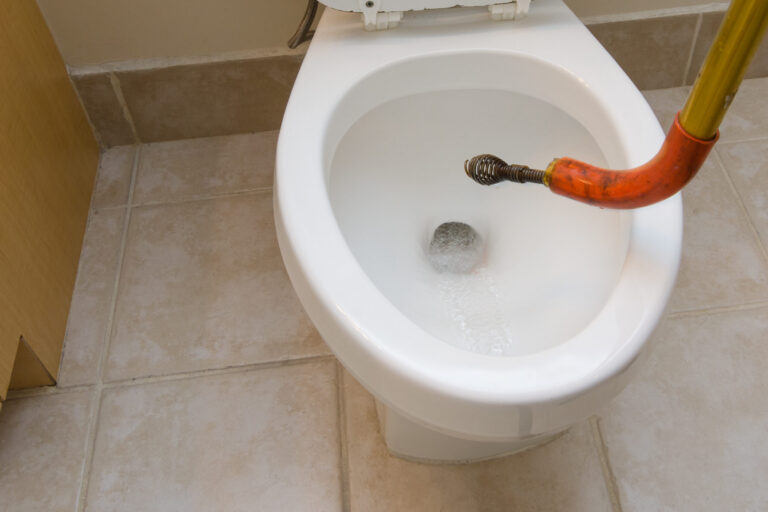 Tips To Create A Virtually Self-Cleaning Bathroom